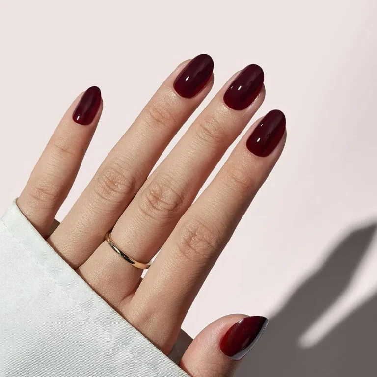 Cat Eye Nails: 5 Stunning Autumn Manicure Ideas