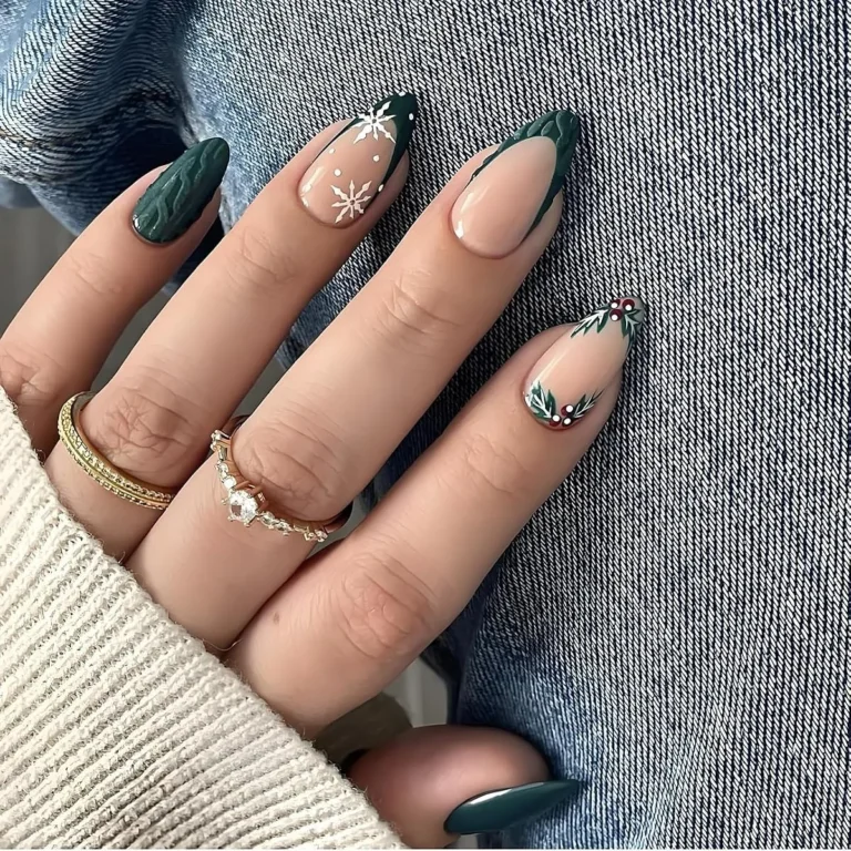 French tip medium fake nails: Gorgeous Holiday Designs to Try