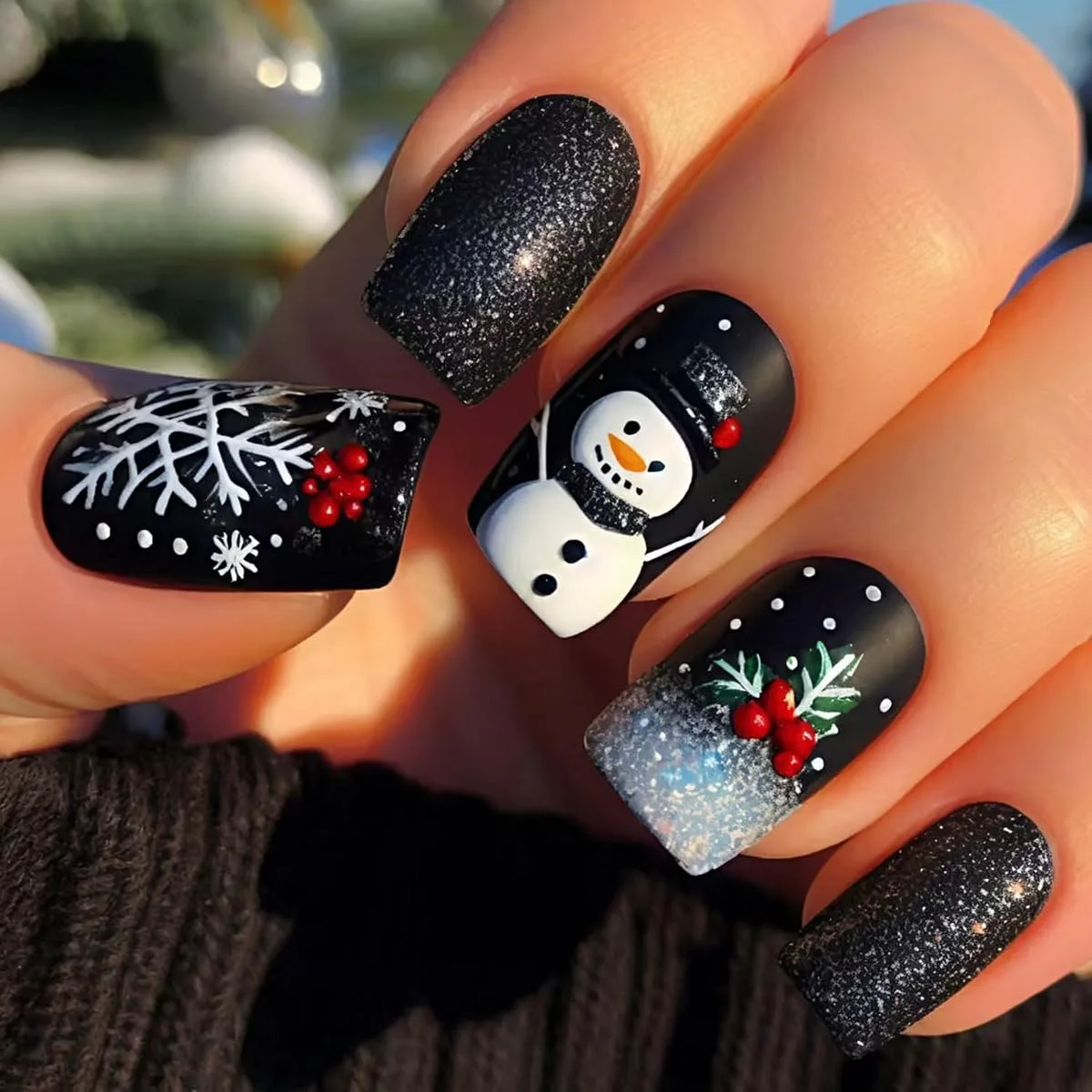 short square holiday fake nails - image 3