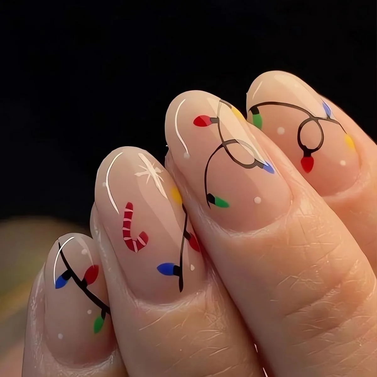 short almond nails - image 4